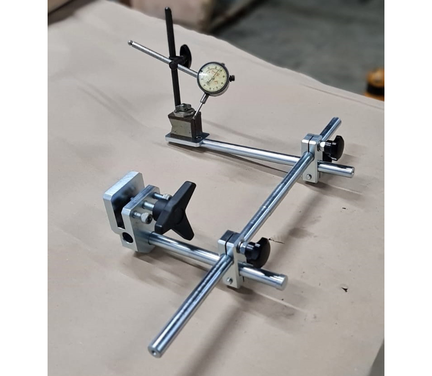Support articulé comparateur roues essieux, vue de détail — LGEN