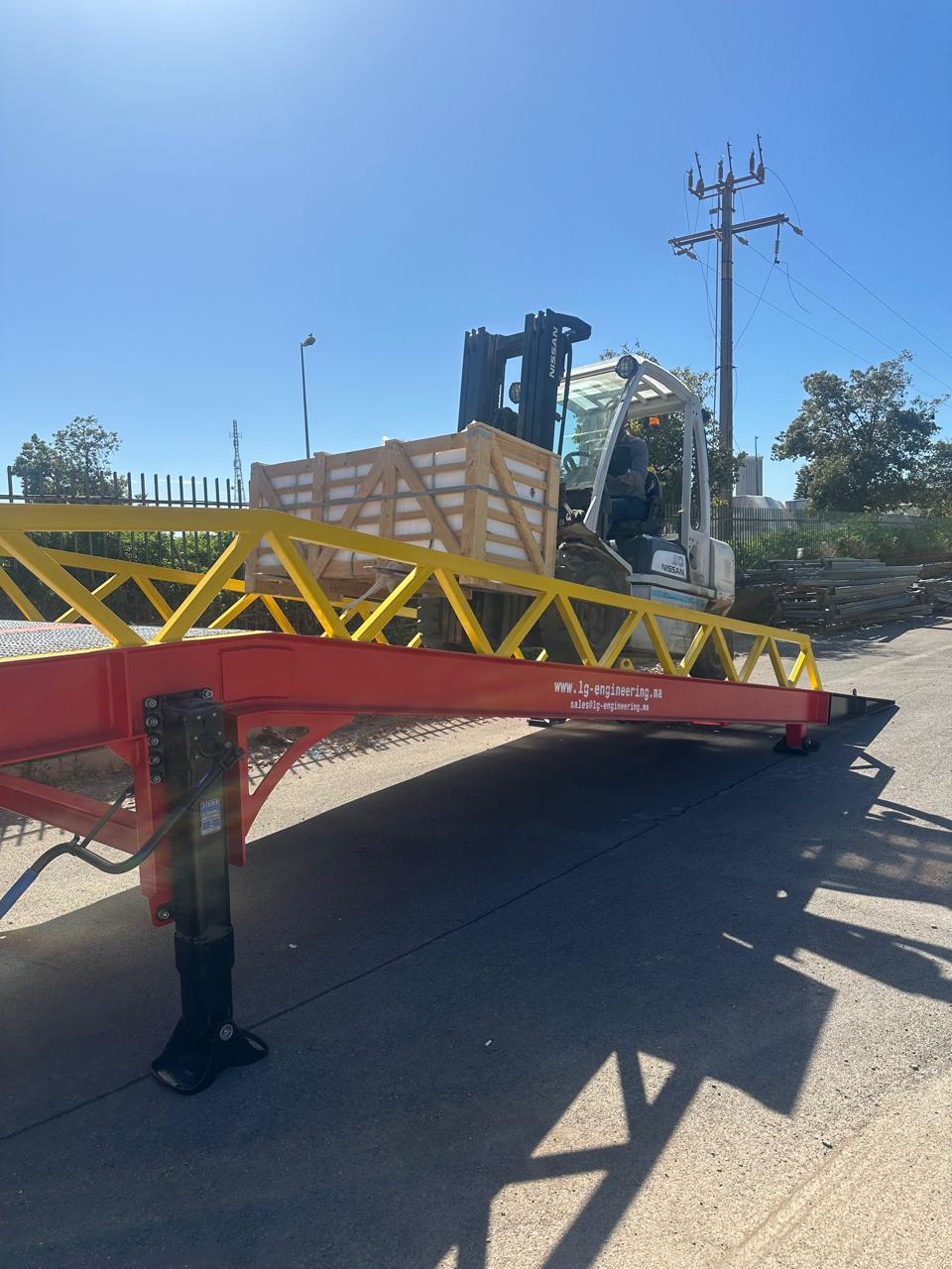 Rampe mobile de chargement industriel — LGEN Casablanca